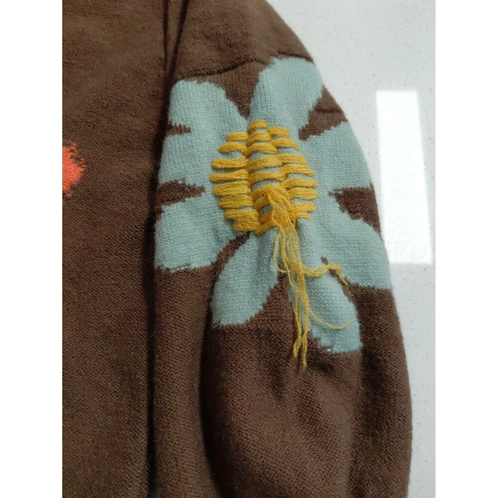 POL Women's V-Neck Sweater Chocolate Brown with Textured Flowers size Large